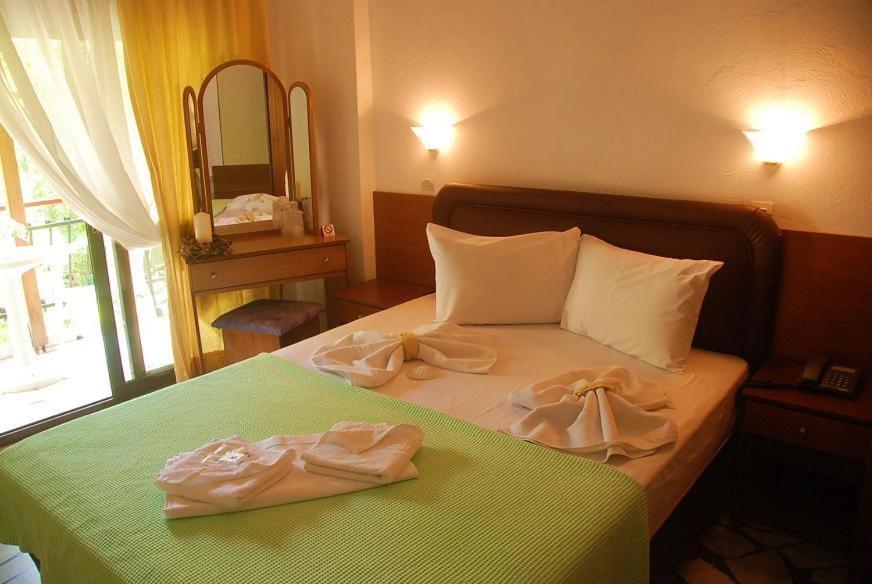Orpheus Hotel แตร์มา ภายนอก รูปภาพ